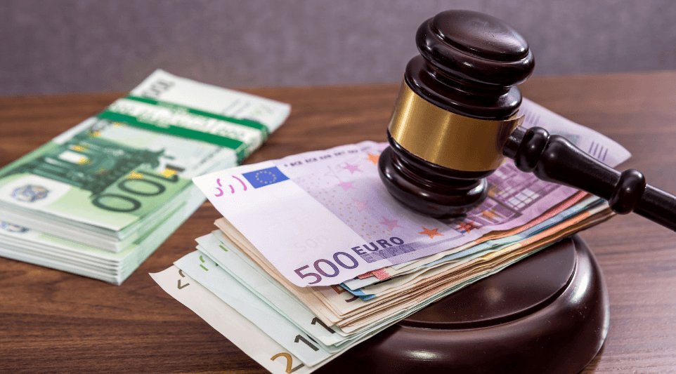 Kennisbank UWV, WIA en arbeidsongeschiktheid: Geld verdienen door succesvol een IVA-claim indienen: Zo werkt het!